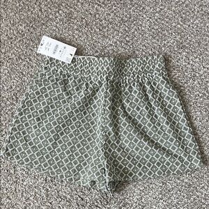 Zara Women's Olive Geo Print Elastic Waist Shorts